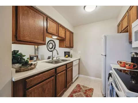 519 Wright St #106, Lakewood, CO 80228 photo 5