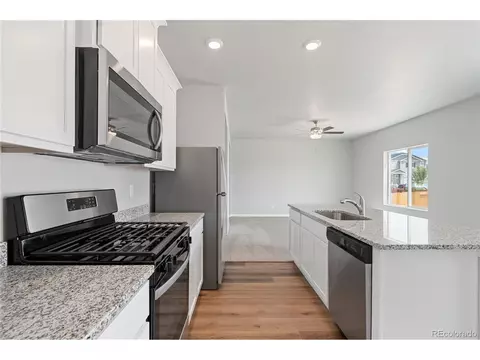 7410 E Big Thompson Cir, Frederick, CO 80530 photo 8
