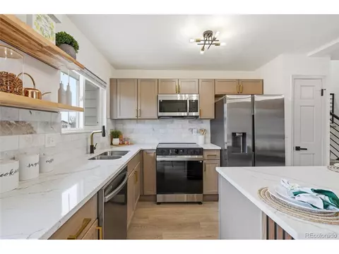 Kitchen - 4358 S Alkire St, Morrison, CO 80465 photo 3 of 3