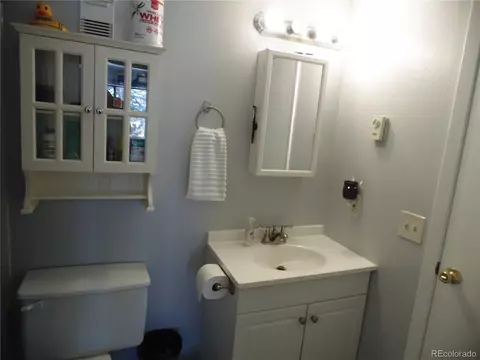 Undisclosed, Arvada, CO 80004 photo 11
