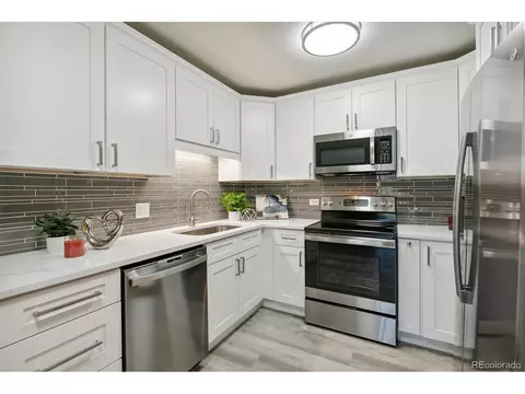 350 S Clinton St #8A, Denver, CO 80247