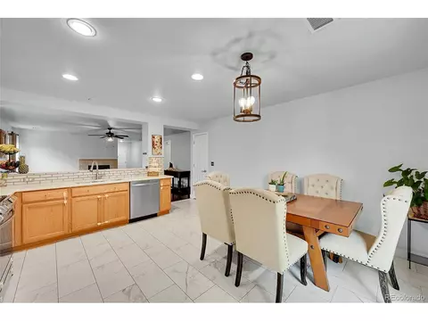 5577 Jasper St, Denver, CO 80239 photo 9