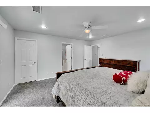 5577 Jasper St, Denver, CO 80239 photo 15