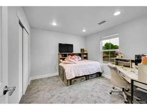 5577 Jasper St, Denver, CO 80239 photo 10