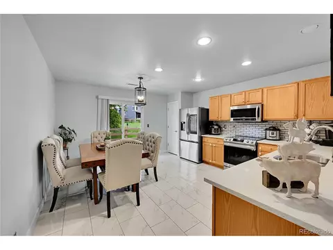5577 Jasper St, Denver, CO 80239 photo 6