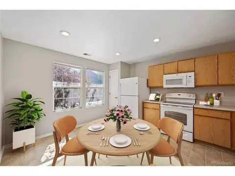 5525 E 100th Dr, Thornton, CO 80229 photo 2