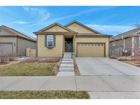 2062 S Cathay Way, Aurora, CO 80013