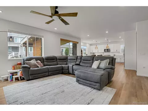 27922 E Glasgow Pl, Aurora, CO 80016 photo 12