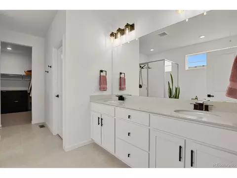 27922 E Glasgow Pl, Aurora, CO 80016 photo 24