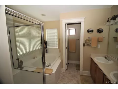 19222 E Adriatic Pl, Aurora, CO 80013 photo 24