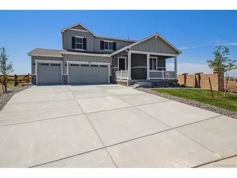 3262 N Highlands Creek Pkwy, Aurora, CO 80019