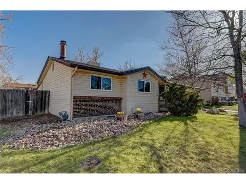 70 Pegasus Dr, Lone Tree, CO 80124 photo 2
