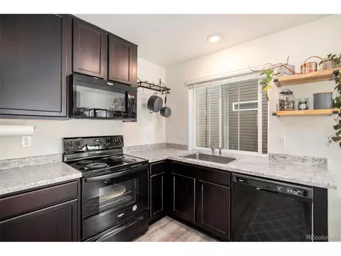 18677 E 53rd Ave, Denver, CO 80249 photo 5