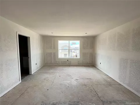 46521 Orchard Dr, Bennett, CO 80102 photo 8