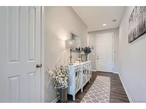 22335 E Mansfield Pl, Aurora, CO 80018 photo 5