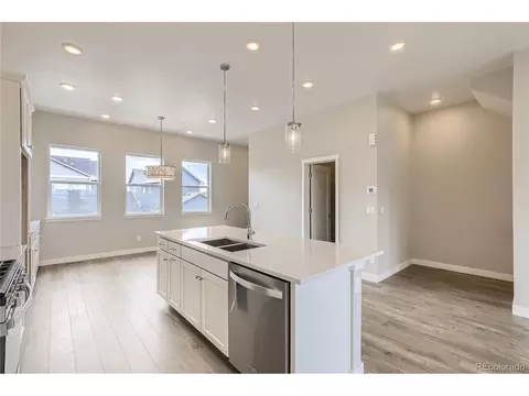 10101 E 62nd Ave, Denver, CO 80238 photo 9
