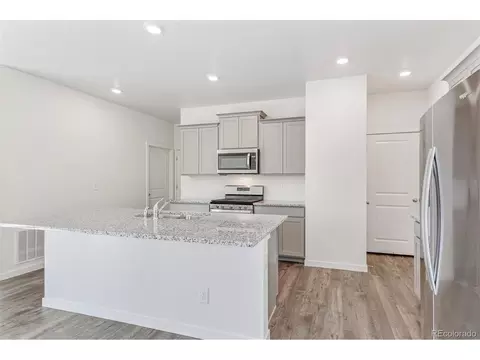45800 Silverdrop Ave, Bennett, CO 80102 photo 5