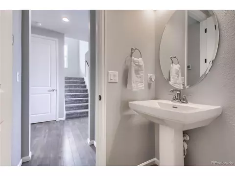 27933 E 9th Dr, Aurora, CO 80018 photo 16