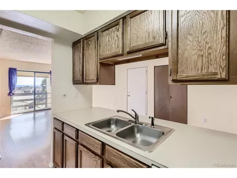 519 Wright St #307, Lakewood, CO 80228 photo 3