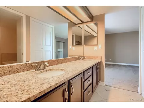 12152 E 2nd Dr, Aurora, CO 80011 photo 21