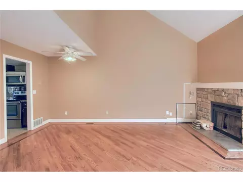 12152 E 2nd Dr, Aurora, CO 80011 photo 8