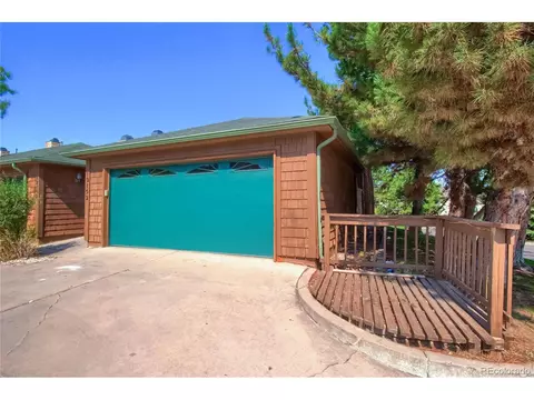 12152 E 2nd Dr, Aurora, CO 80011 photo 3