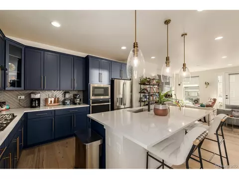 Kitchen - 11232 W 53rd Dr, Arvada, CO 80002 photo 4 of 9