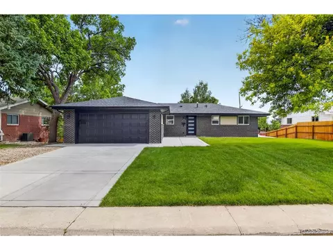 8714 W 67th Pl, Arvada, CO 80004