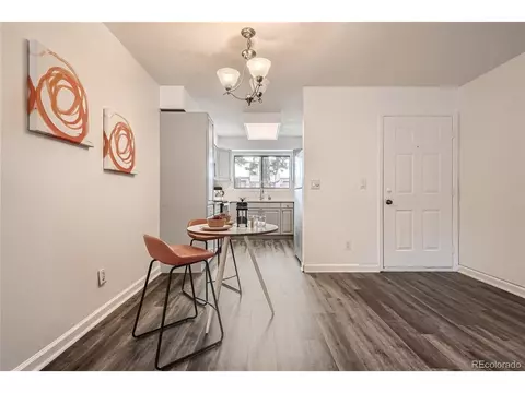 324 Wright St #102, Lakewood, CO 80228 photo 2