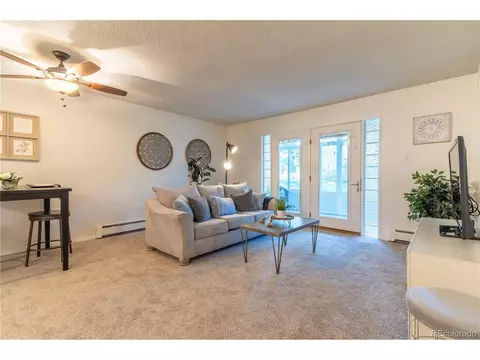600 S Clinton St #6A, Denver, CO 80247