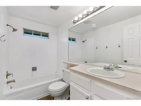 2013 S Helena St #B, Aurora, CO 80013 photo 16