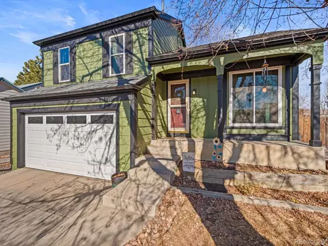19877 E Brunswick Dr, Aurora, CO 80013