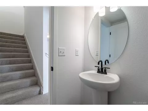 27713 E 1st Pl, Aurora, CO 80018 photo 9