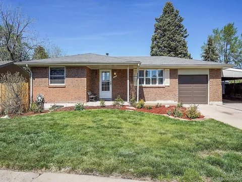 5225 Beech St, Arvada, CO 80002 photo 2