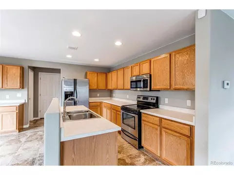 19346 E Lasalle Pl, Aurora, CO 80013 photo 9