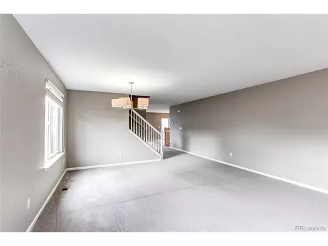 19346 E Lasalle Pl, Aurora, CO 80013 photo 3