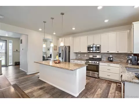 Kitchen - 26327 E 3rd Ave, Aurora, CO 80018 photo 2 of 2