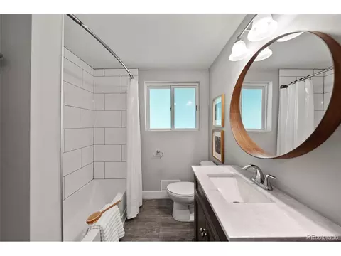 Bath - 4925 E Atlantic Pl, Denver, CO 80222 photo 5 of 6