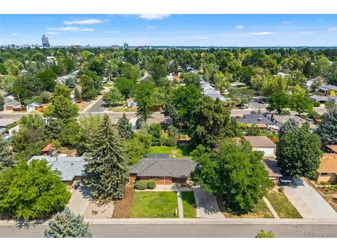 View/Area - 4925 E Atlantic Pl, Denver, CO 80222 photo 1 of 5