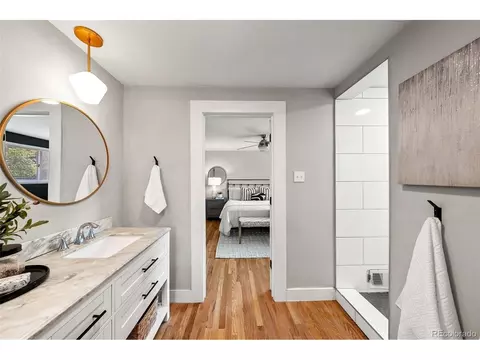 Bath - 4925 E Atlantic Pl, Denver, CO 80222 photo 3 of 6