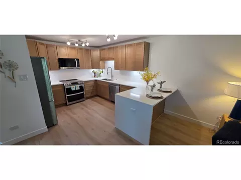 615 S Alton Way #10D, Denver, CO 80247