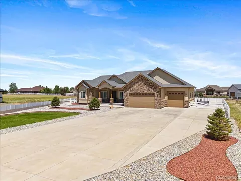 Exterior - 29205 E 165th Ave, Brighton, CO 80603 photo 3 of 7