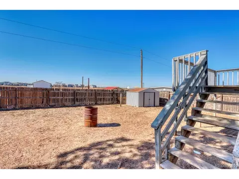 205 Mckinley Dr, Bennett, CO 80102 photo 26