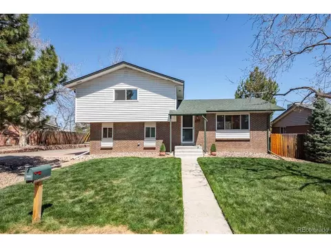 9223 W Virginia Dr, Lakewood, CO 80226