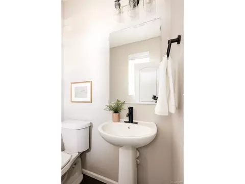 9310 E 61st Ave, Denver, CO 80238 photo 12