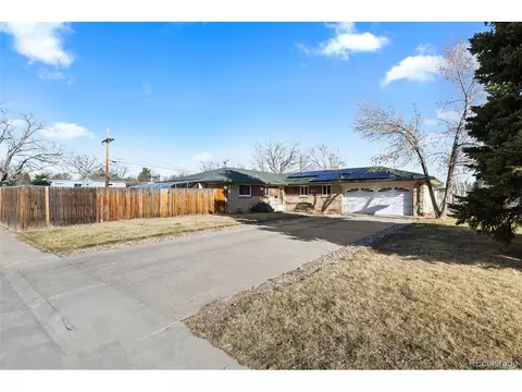 93 S Field St, Lakewood, CO 80226