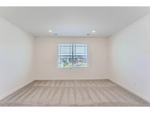 640 Aspen Ave, Bennett, CO 80102 photo 5