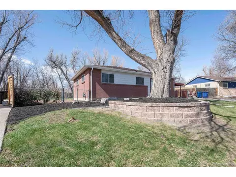 6019 Iris Way, Arvada, CO 80004 photo 4