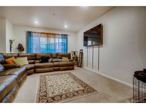 21538 E 59th Pl, Aurora, CO 80019 photo 2