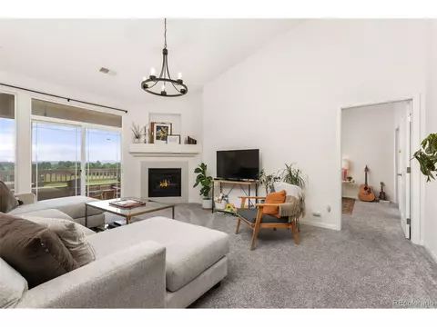 8520 S Holland Ln #304, Littleton, CO 80128